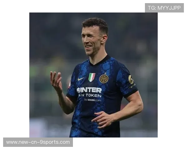 AC米兰快速渗透撬开禁区纵深